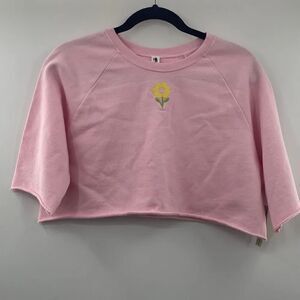 3For$20 BP. Pink Flower Crop size  small